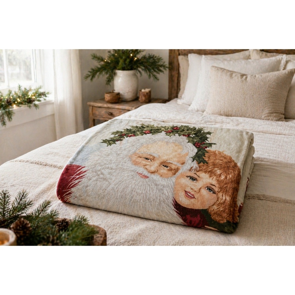 Tina Higgins Santa Child Fleece Throw Blanket Christmas Holiday Cozy Plush 56" - Picture 8 of 8